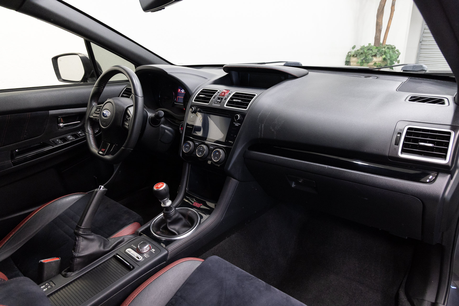 Used 2020 Subaru WRX STI AWD/4WD image 13