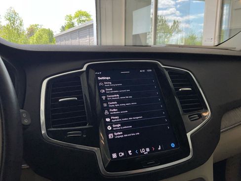 Used 2023 Volvo XC90 B6 Plus w/ Protection Package Premier AWD/4WD image 26