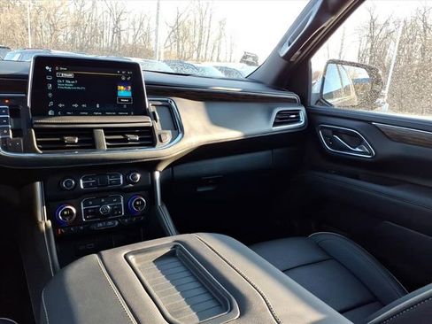 Used 2024 Chevrolet Tahoe Premier w/ Advanced Technology Package AWD/4WD image 25