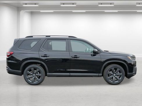 New 2026 Honda Pilot Sport image 2