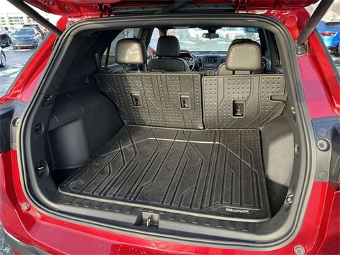 Used 2023 Chevrolet Equinox RS w/ LPO, Floor Liner Package image 18