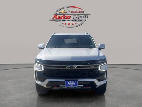 Used 2021 Chevrolet Suburban Z71 w/ Luxury Package image 8