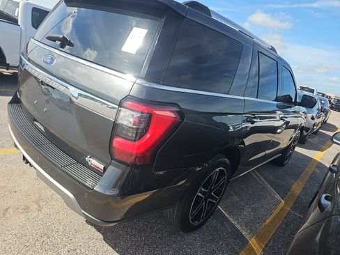 Used 2020 Ford Expedition Limited w/ Texas Edition Package RWD image 6