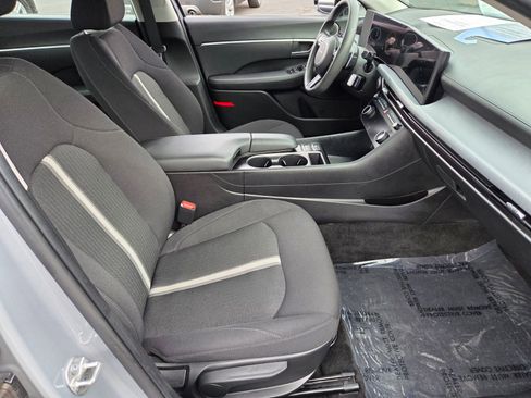 Used 2025 Hyundai Sonata SEL FWD image 15