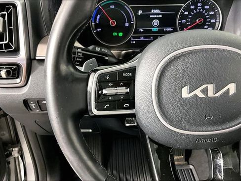 Used 2022 Kia Sorento S FWD image 10