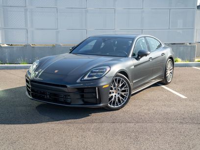 New 2026 Porsche Panamera 4