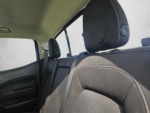 Used 2018 Chevrolet Colorado LT w/ LT Convenience Package RWD image 20