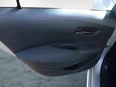 Used 2025 Toyota Corolla LE FWD image 27