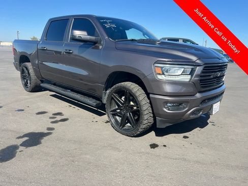 Used 2023 RAM 1500 Laramie AWD/4WD image 1