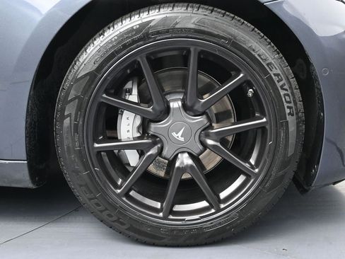 Used 2020 Tesla Model 3 Standard Range Plus image 13