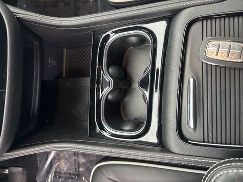New 2026 Chrysler Pacifica Limited AWD/4WD image 30