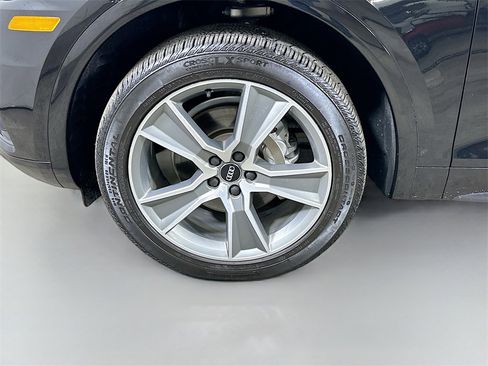 Used 2019 Audi Q5 2.0T Premium Plus w/ Premium Plus Package image 8