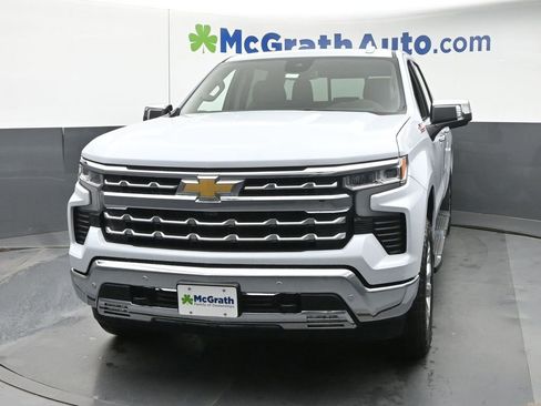 New 2026 Chevrolet Silverado 1500 LTZ w/ Z71 Off-Road Package AWD/4WD image 24
