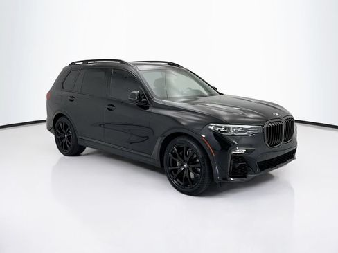 Used 2021 BMW X7 xDrive40i w/ M Sport Package AWD/4WD image 3