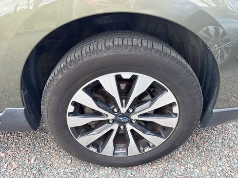 Used 2015 Subaru Outback 3.6R Limited image 6