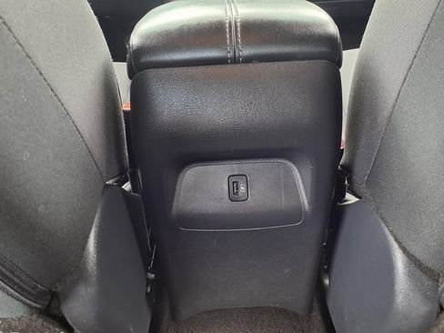 Used 2024 Nissan Sentra SV FWD image 24