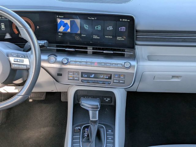 Used 2025 Hyundai Kona SEL FWD image 18