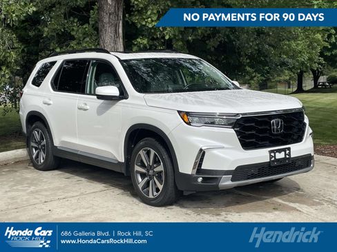 Certified 2025 Honda Pilot Touring image 1