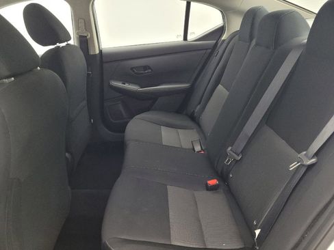 Used 2025 Nissan Sentra SV FWD image 18