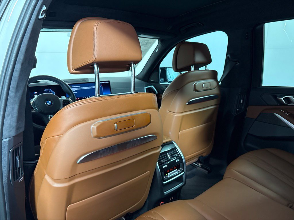 Certified 2024 BMW X7 M60i w/ Executive Package AWD/4WD image 30