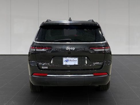 Used 2023 Jeep Grand Cherokee L Limited AWD/4WD image 4