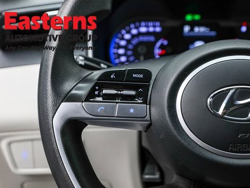 Used 2024 Hyundai Tucson SE image 15