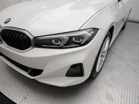 Used 2023 BMW 330e xDrive w/ Driving Assistance Package AWD/4WD image 22