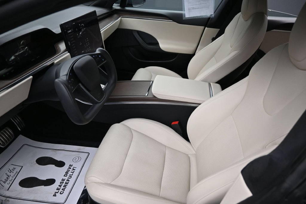 Used 2022 Tesla Model S AWD/4WD image 21