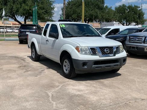Used 2018 Nissan Frontier S RWD image 3