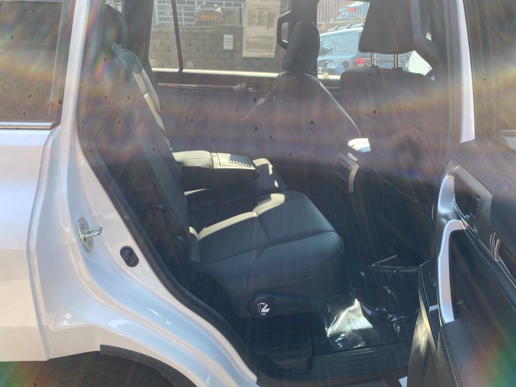 Used 2023 Lexus GX 460 Premium w/ Premium Plus Package AWD/4WD image 15