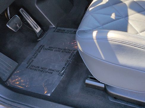 Used 2026 BMW iX xDrive45 w/ M Sport Package image 17