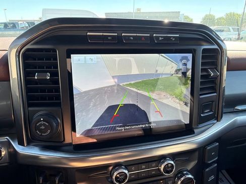 Used 2022 Ford F150 Lariat w/ Equipment Group 502A High AWD/4WD image 19