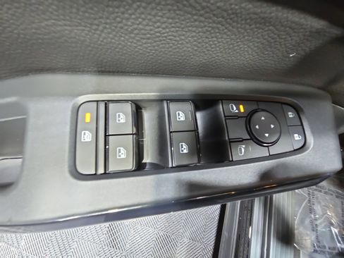 New 2025 Nissan Pathfinder SV w/ Cargo Package image 14