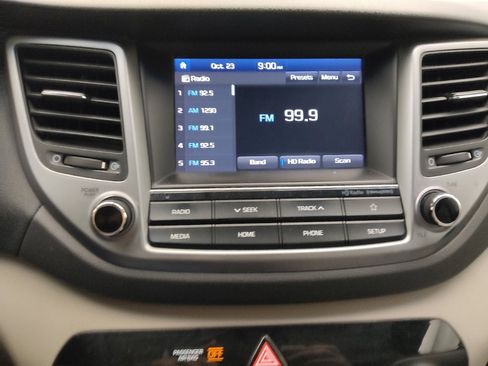 Used 2018 Hyundai Tucson SEL image 25