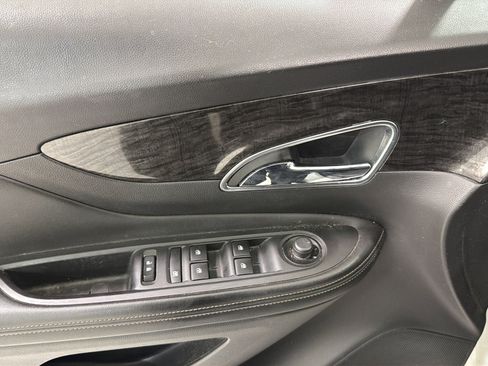 Used 2015 Buick Encore Convenience FWD image 11