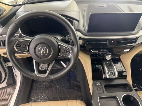 Used 2025 Acura MDX w/ Technology Package image 28