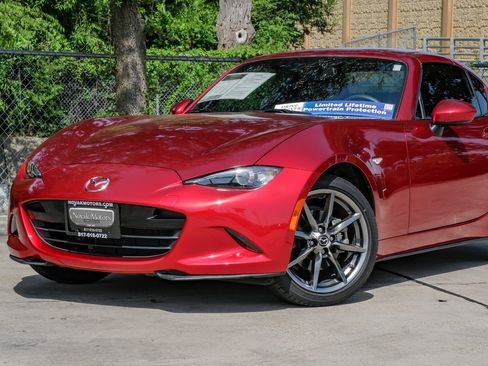 Used 2019 MAZDA MX-5 Miata RF Grand Touring image 12