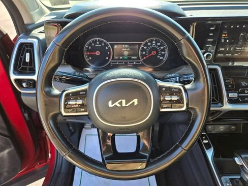 Used 2022 Kia Sorento S w/ Panoramic Sunroof Package AWD/4WD image 31