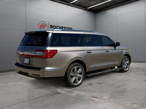 Used 2018 Lincoln Navigator L Select w/ Technology Package AWD/4WD image 5