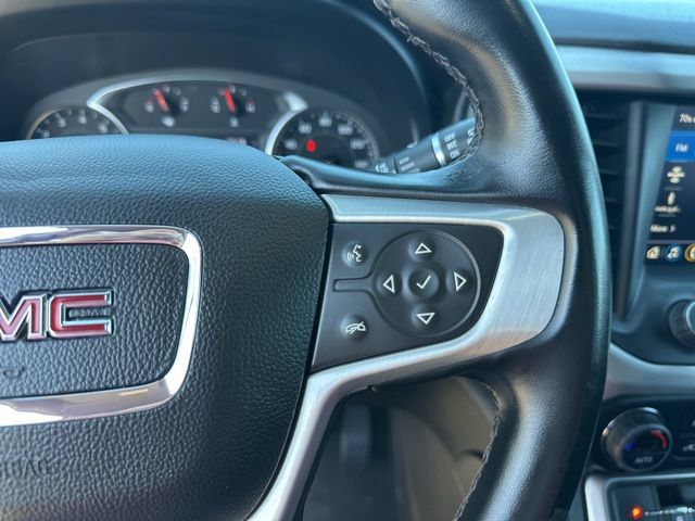 Used 2023 GMC Acadia SLT AWD/4WD image 16