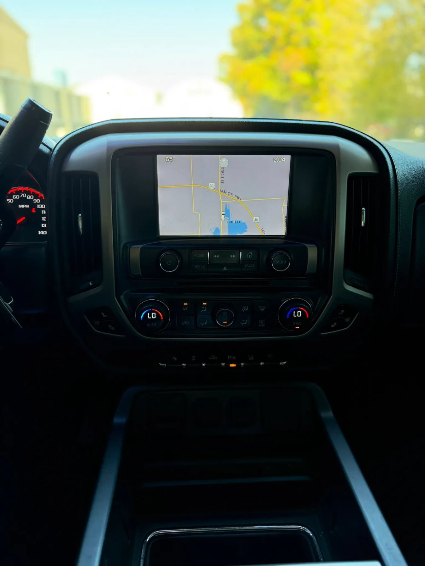 Used 2015 GMC Sierra 2500 Denali w/ Duramax Plus Package AWD/4WD image 14