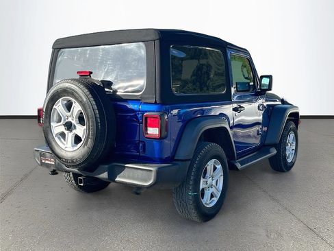 Used 2018 Jeep Wrangler Sport AWD/4WD image 7