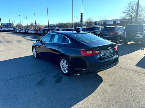 Used 2017 Chevrolet Malibu LT image 5