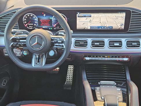 Certified 2025 Mercedes-Benz GLE 53 AMG 4MATIC image 26