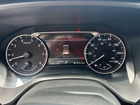Used 2025 Nissan Rogue SV FWD image 9