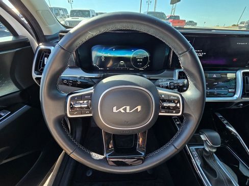 Used 2023 Kia Sorento SX image 14
