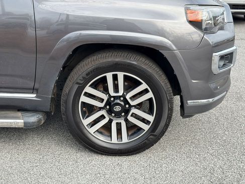 Used 2016 Toyota 4Runner Limited image 12