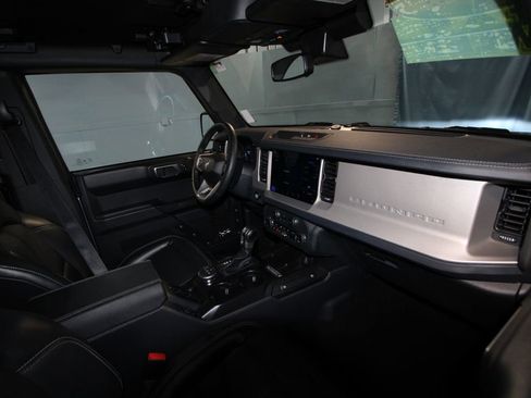 Used 2025 Ford Bronco Outer Banks image 21