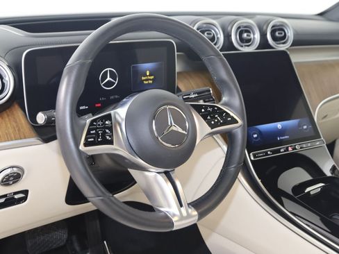Used 2023 Mercedes-Benz GLC 300 4MATIC w/ Pinnacle Trim Package image 6