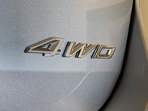 Certified 2022 Ford Explorer XLT w/ Equipment Group 202A image 8